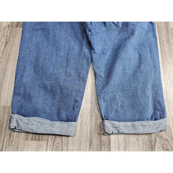 (3/$35) Levis Bermuda Shorts Womens 14 Mid Rise Rolled Cuff Relaxed Denim Casual - Picture 3 of 13
